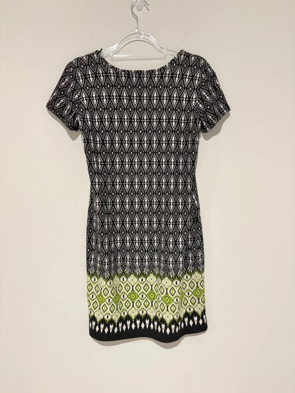 New directions soft ikat geometric short sleeve dress black green‎ petite small